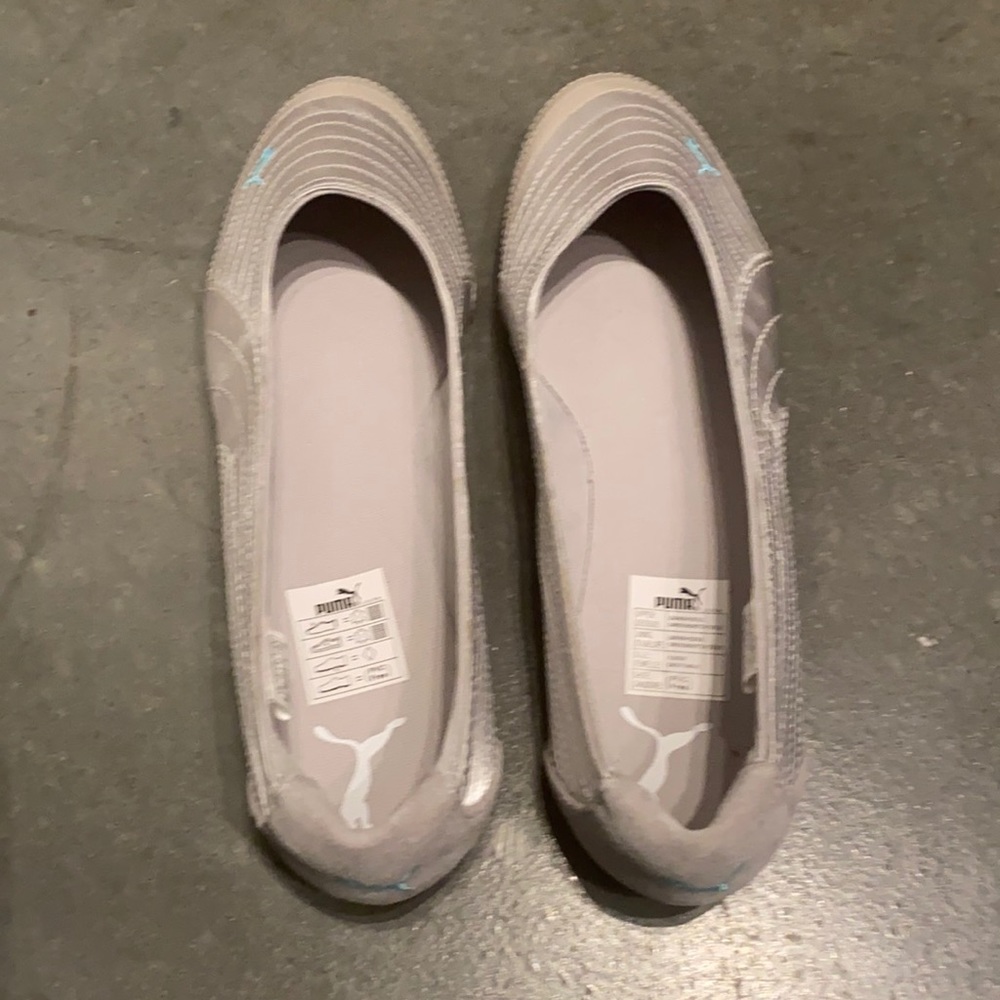 NBW Puma ballet flats.